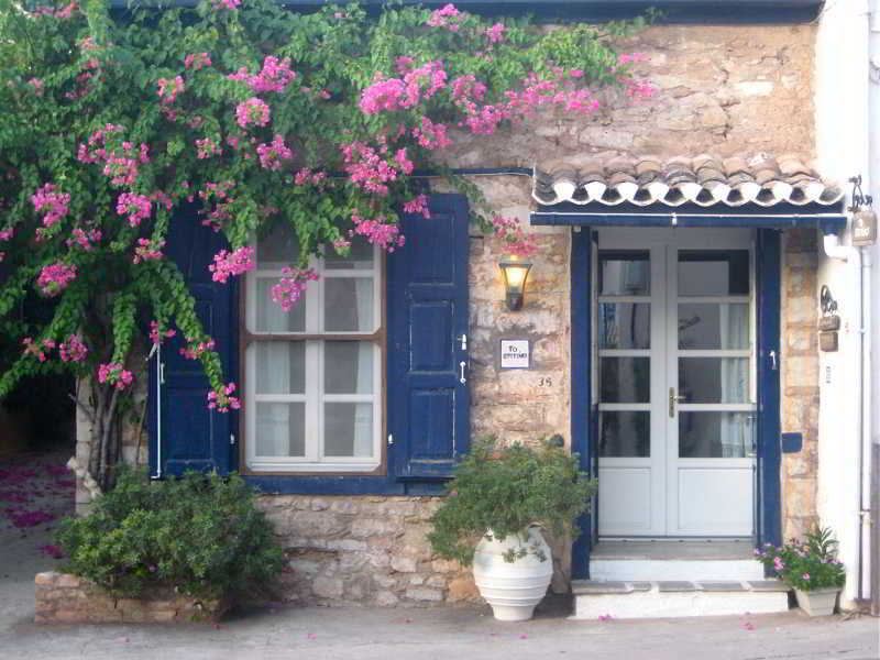 To Spitaki Apartments Galaxidi ภายนอก รูปภาพ
